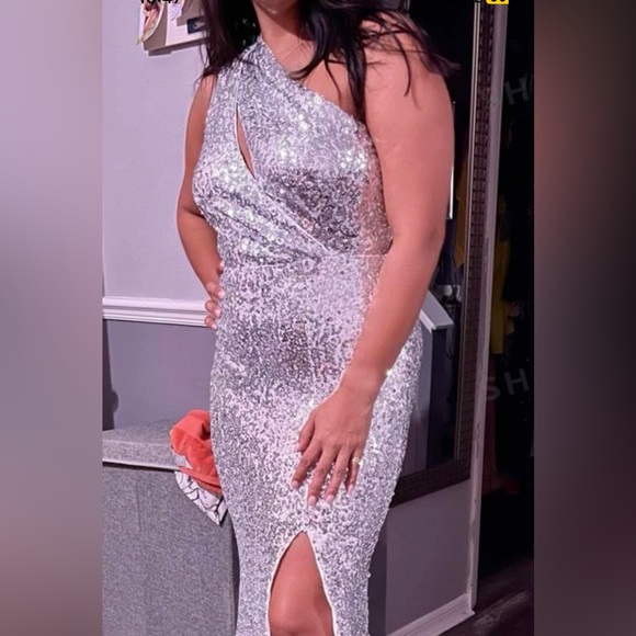 Luxurious Silver One Shoulder Sequin Party Evening Wedding Dress - Picture 5 of 6